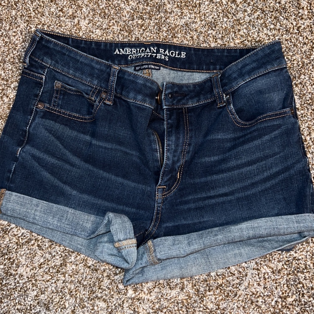 AE. Size 12